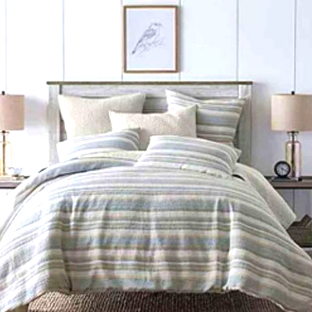 Linden Street Comforter/Quilt Retails $245 BRAND NEW 1 King & 1 Queen